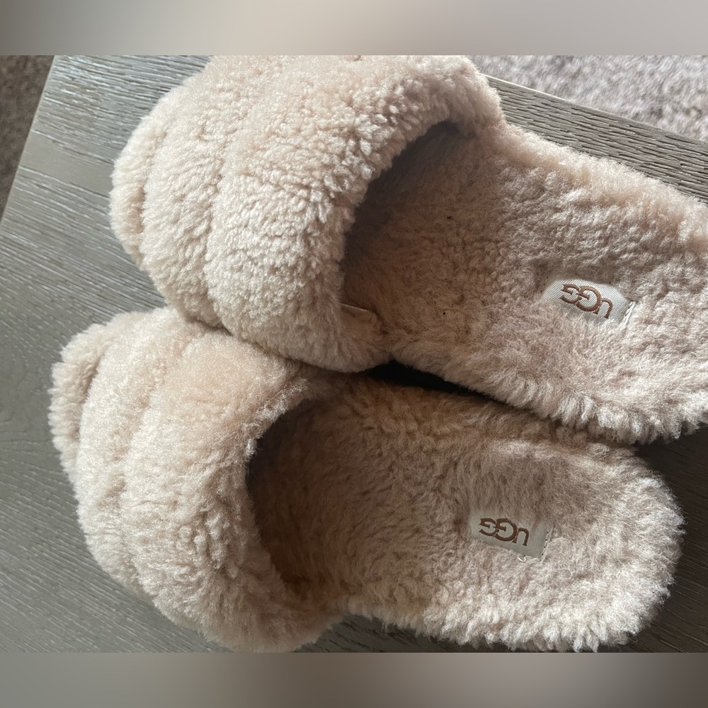 Ugg slippers